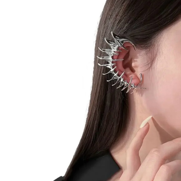 Vitaly Steel Earcuff- Jewellery - Picture 3 of 4